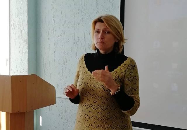 Виступ Барни Ірини